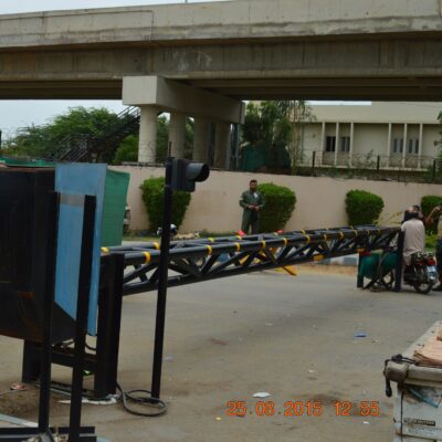 auto operated heavy duty boom barrier at airforce entrance