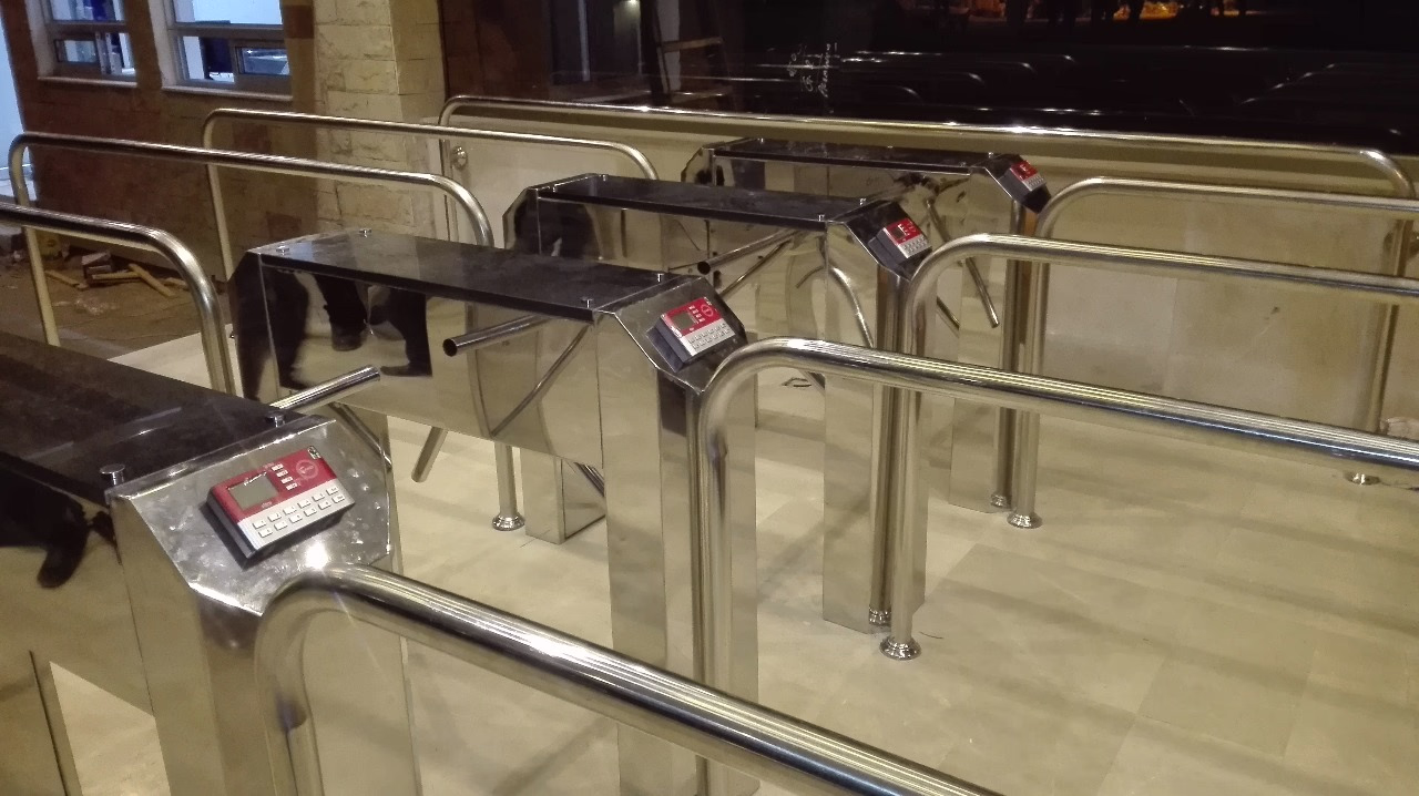 Waist Height Pedestrian Access Control Turnstiles