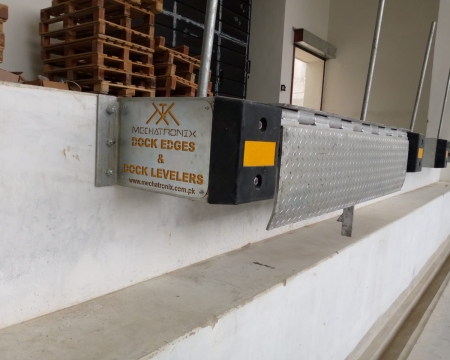 mex-dock-leveler