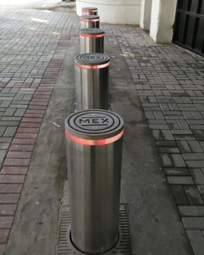 retractable-bollards